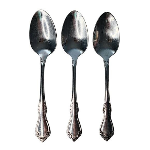 Wm A Rogers Oneida Deluxe Stainless Mansfield 3 Teaspoons - Picture 1 of 3